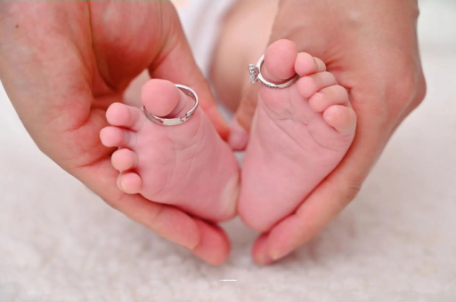 包生男孩正规公司7个月孕妇肚子疼